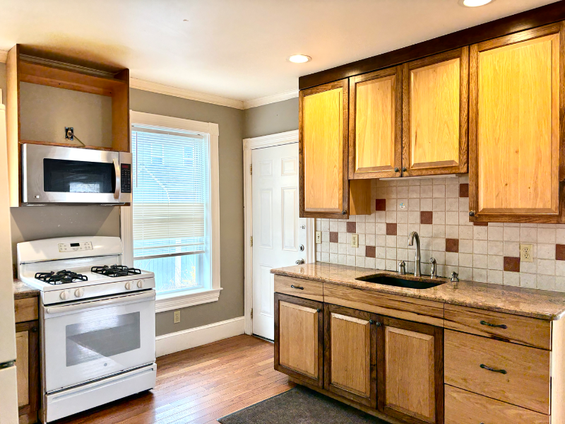 116 Parker St #1 - Photo 3 of 14
