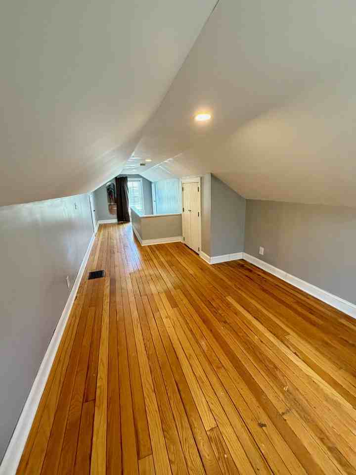 608 Maylawn Ave #NA - Photo 4 of 20