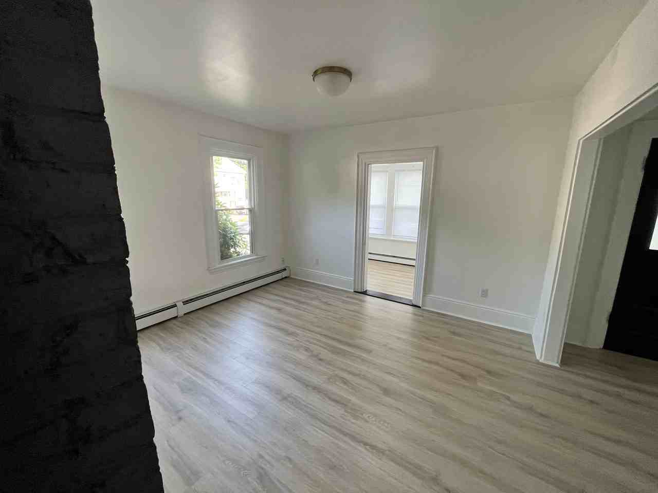 93 Seavey St #1 - Photo 5 of 21