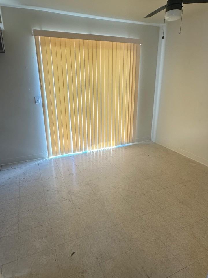 1137 W Cornell Ave #C - Photo 6 of 10