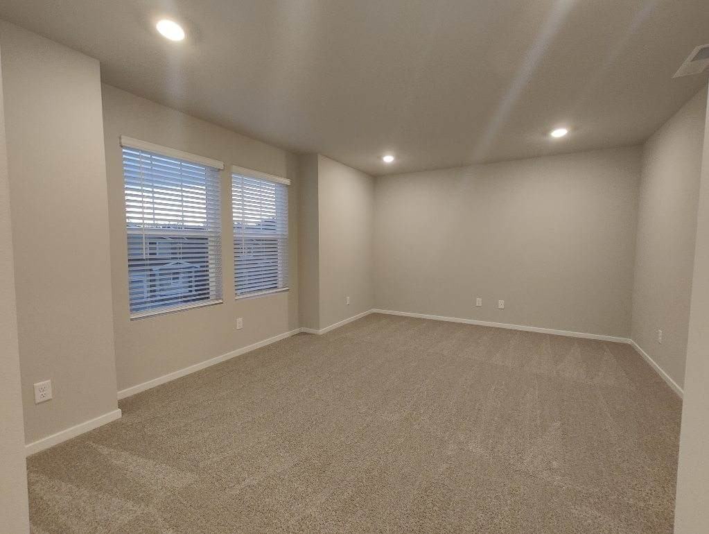 1429 Sw Pendleton Way #NA - Photo 4 of 22
