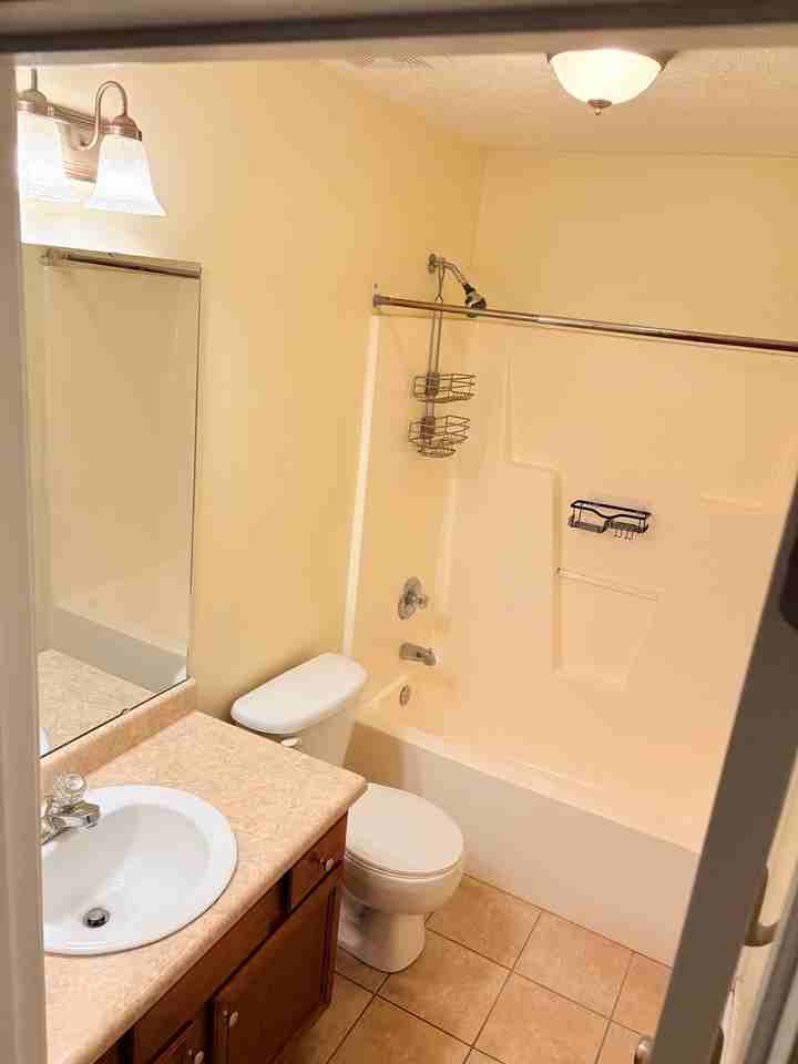 118 Eastfield Dr - Photo 5 of 12
