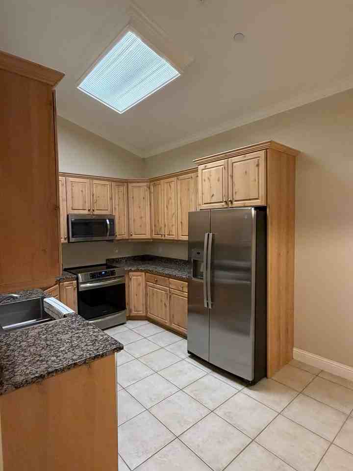 165 S Pleasant Grove Blvd #48 - Photo 4 of 21