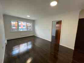 558 Hart St #2FL - Photo 1 of 1