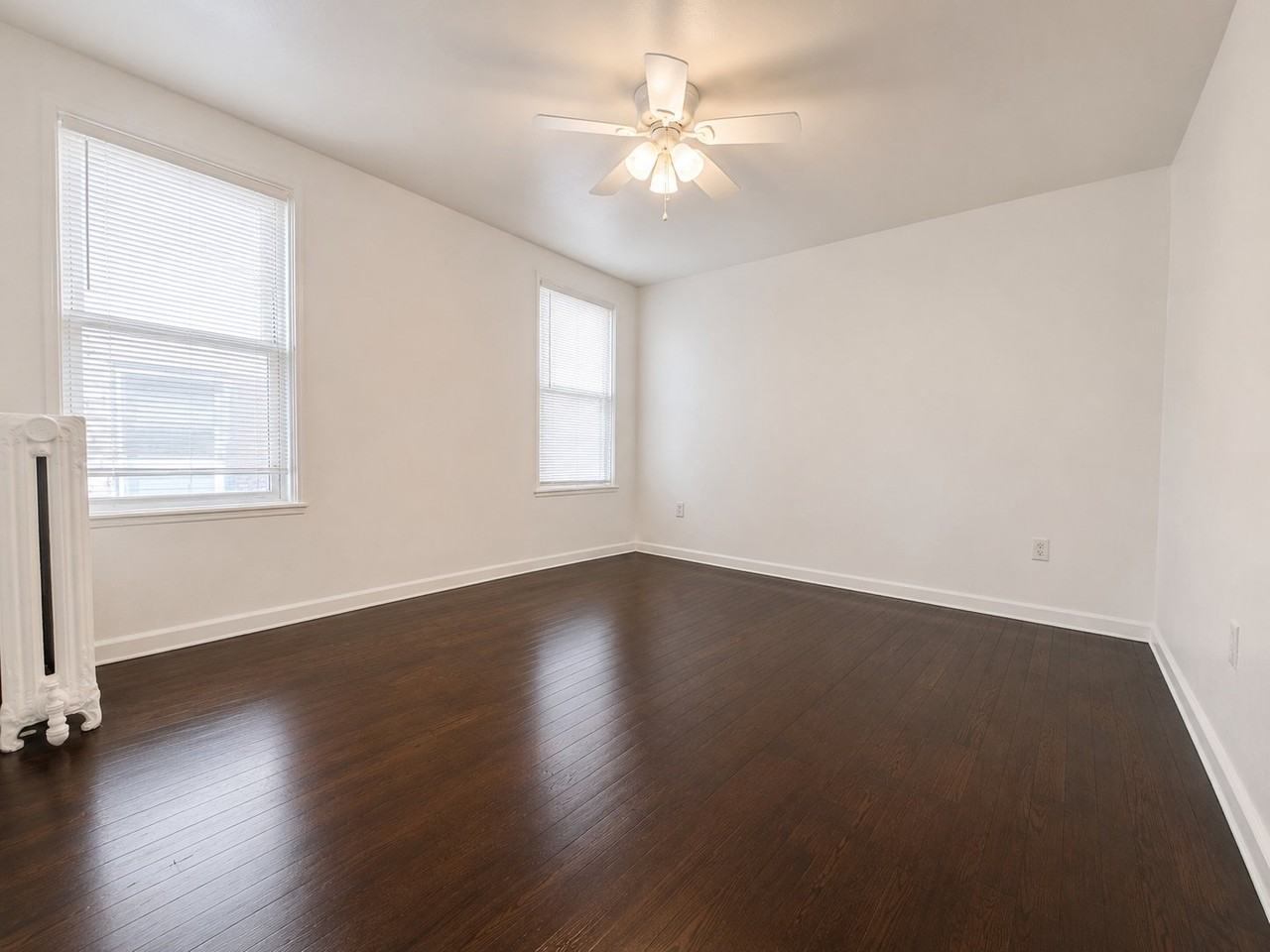 63 N Linwood Ave - Photo 6 of 9