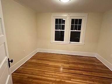 452 Whittier Ave - Photo 4 of 10