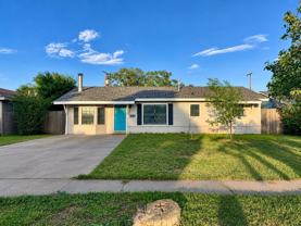 2911 S Spring St - Photo 1 of 1