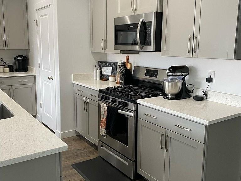 3677 W Creek Meadow Rd - Photo 2 of 18