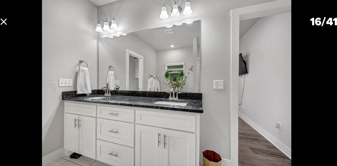 28 Copinsay Dr - Photo 3 of 20