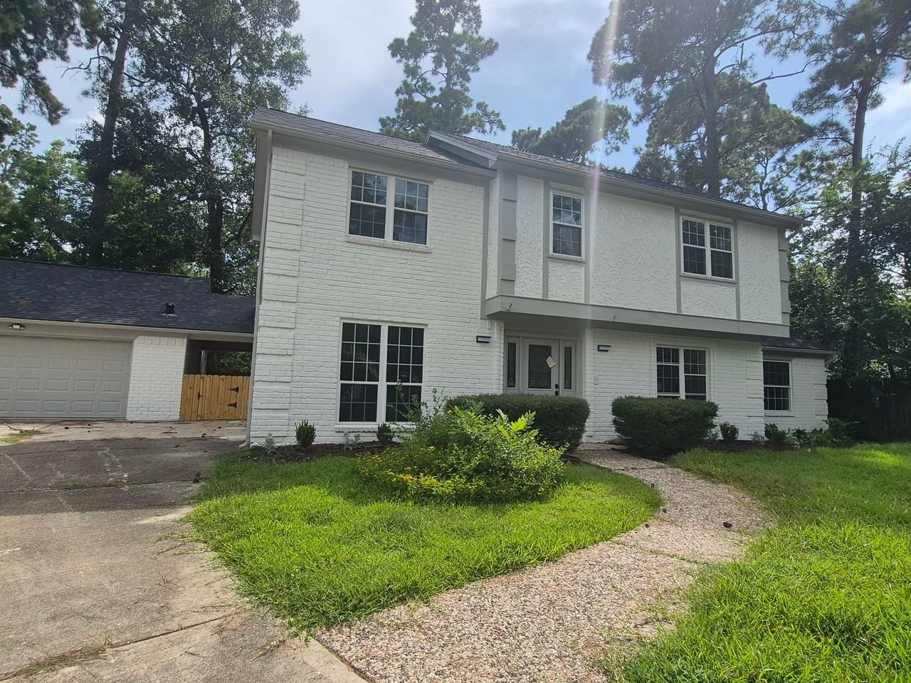 17807 Asphodel Ln - Photo 2 of 40