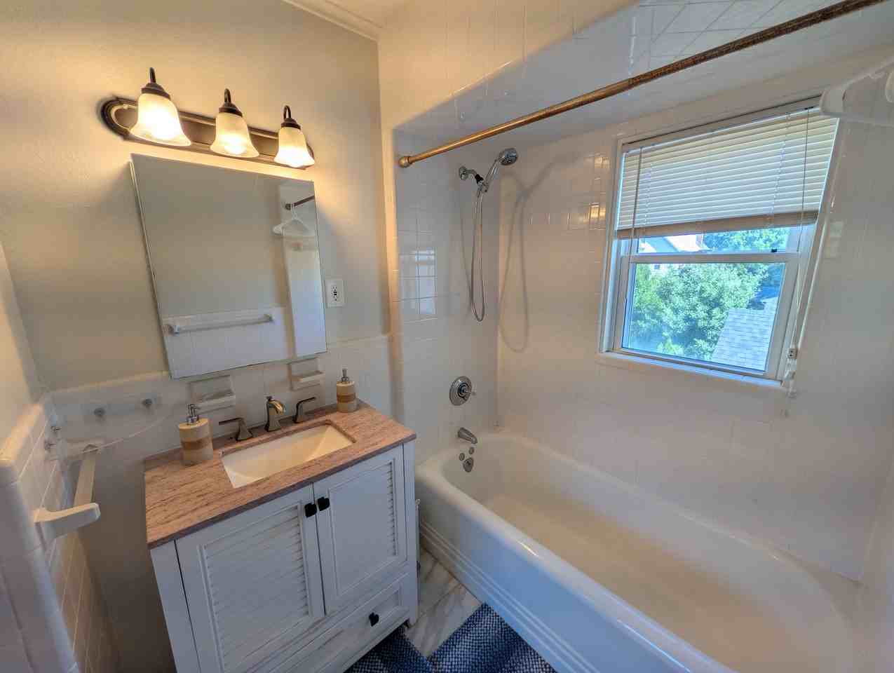 20 Chester St #2 - Photo 5 of 9