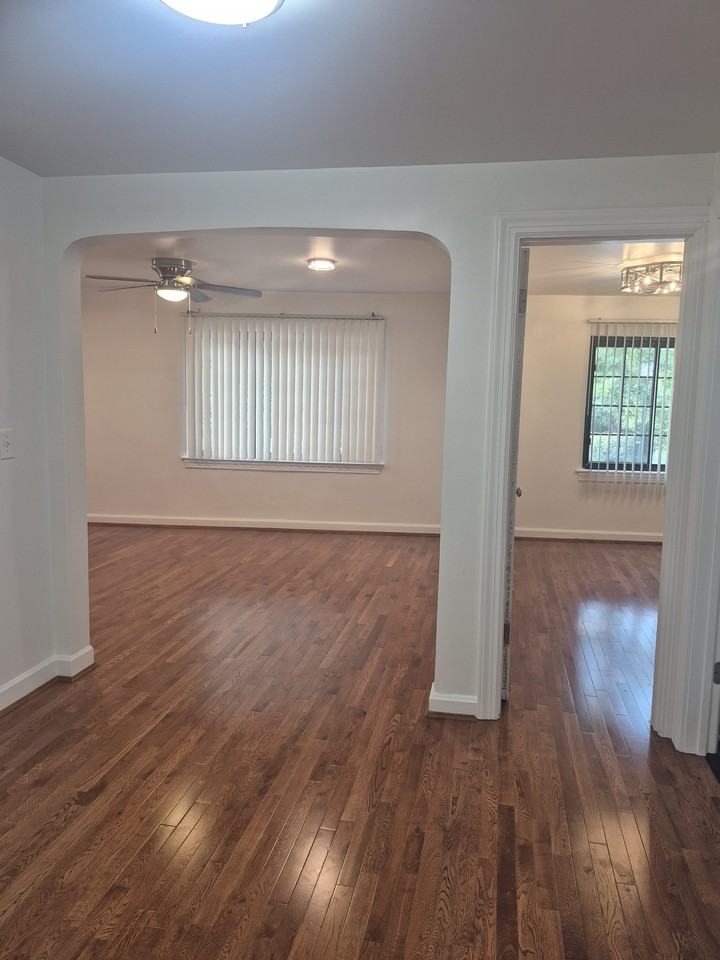 2063 Beechmont Ave #4 - Photo 2 of 18