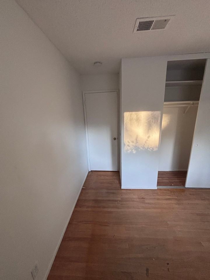 125 Mills Pl - Photo 4 of 7