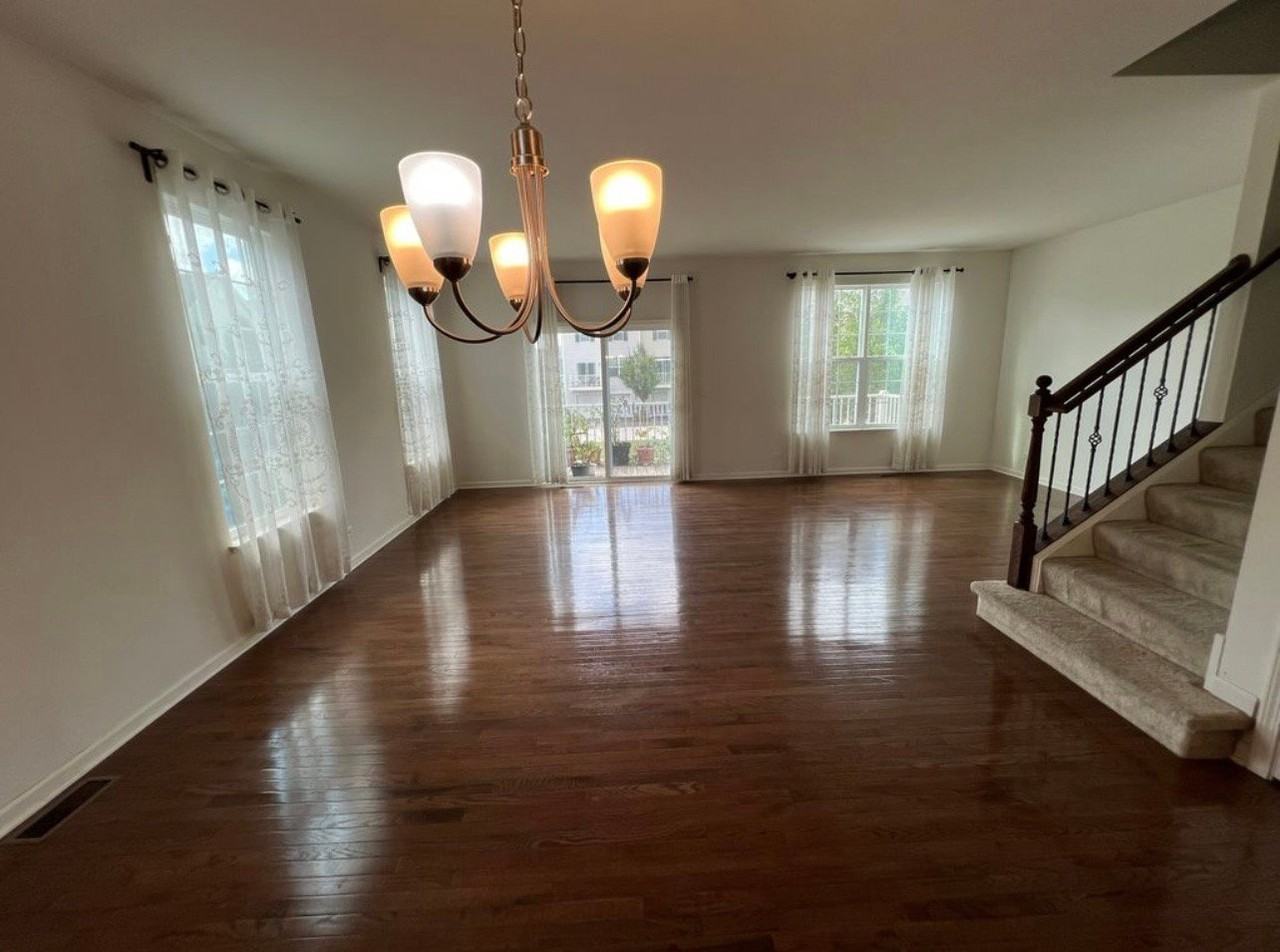 4014 Pompton Ct - Photo 4 of 12