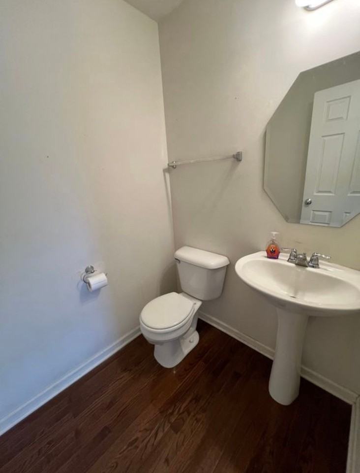 4014 Pompton Ct - Photo 6 of 12