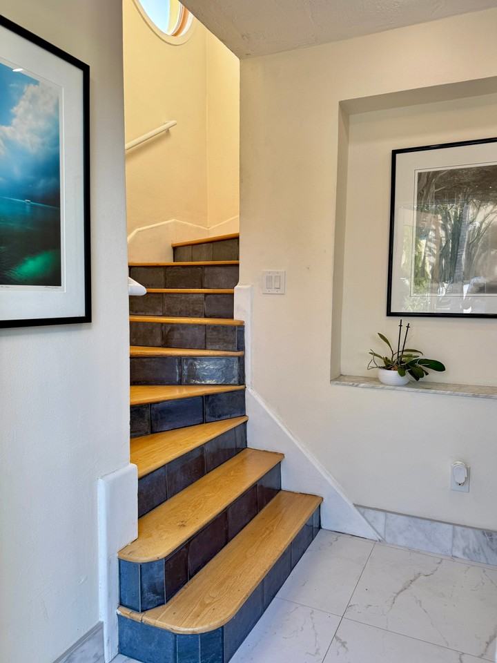 235 20th Ave Se - Photo 5 of 20
