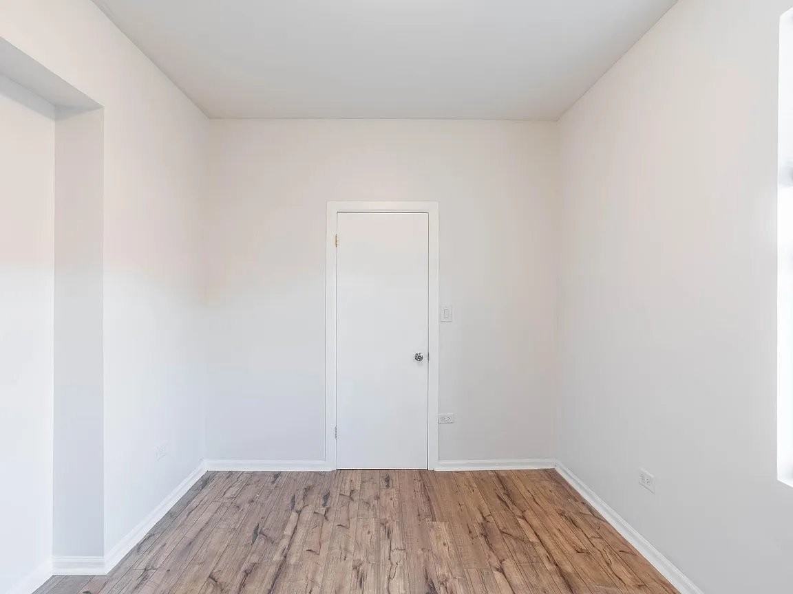 6630 S Washtenaw Ave #2 - Photo 7 of 12
