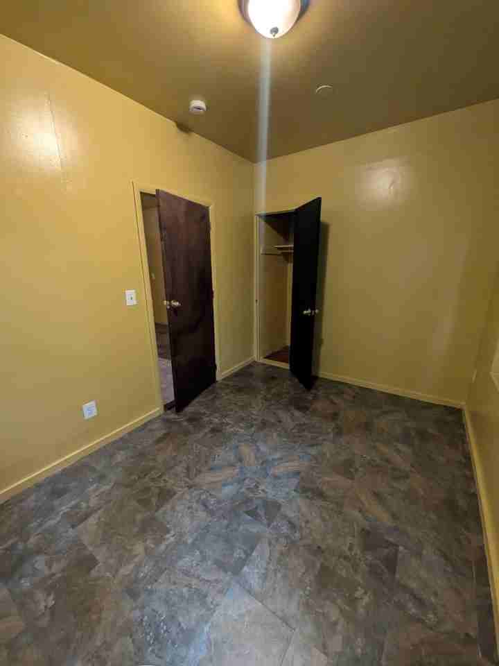 89 Saratoga Ave #1 - Photo 6 of 9
