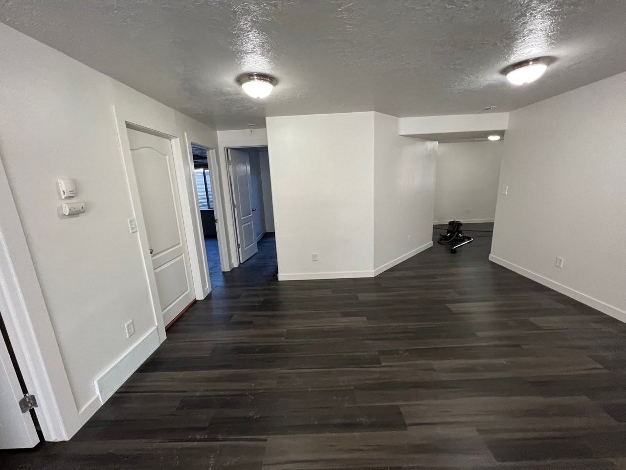 3507 E Bay Ct - Photo 3 of 14