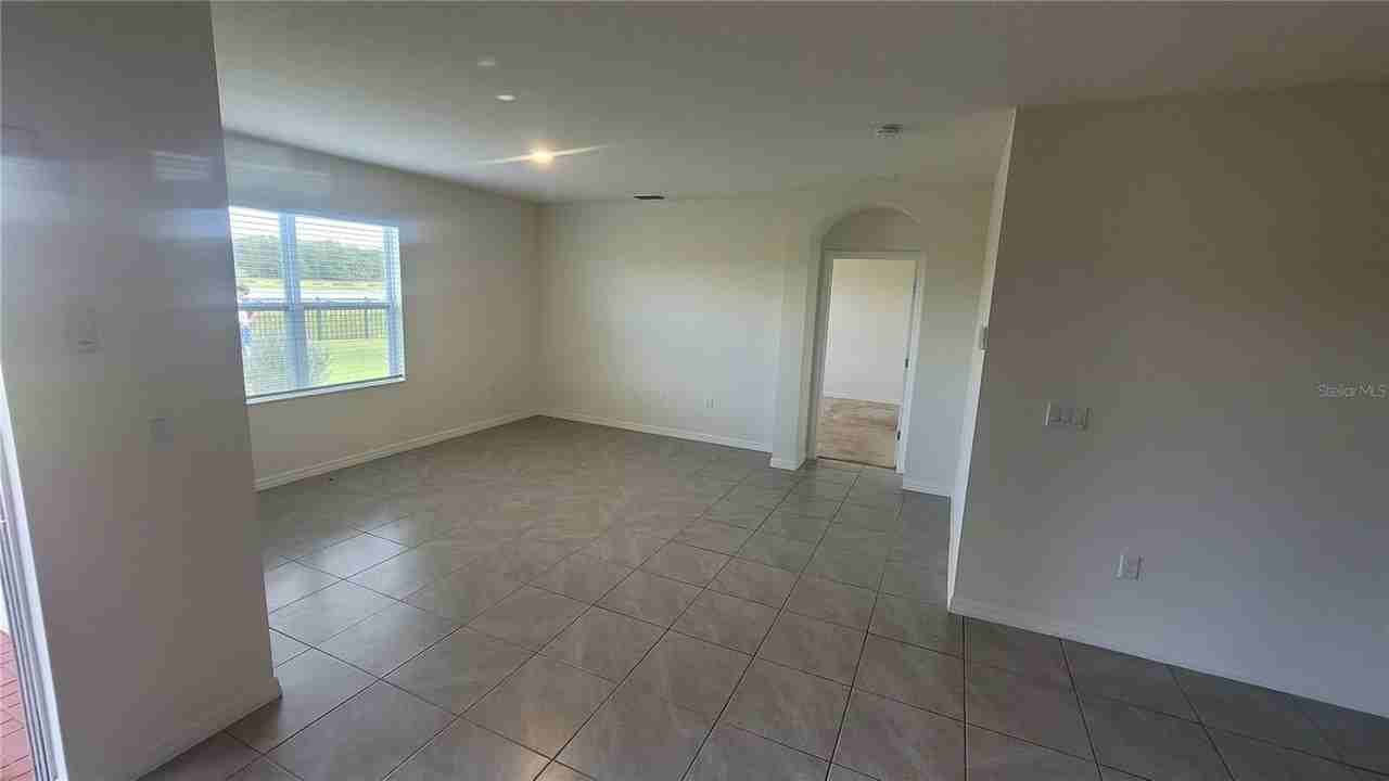 1128 Fox Path Road - Photo 4 of 20
