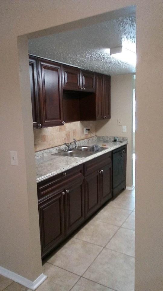 131 Roswell Commons Way - Photo 7 of 16