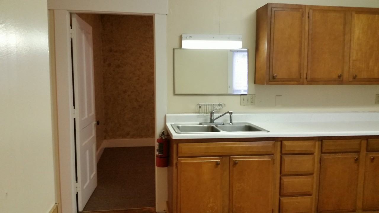 30 Ayers St #4 - Photo 5 of 12