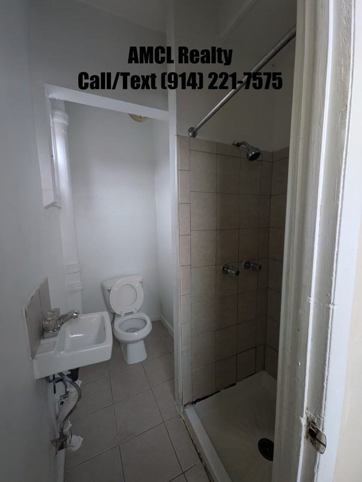 10 N Bond St #1B - Photo 4 of 5