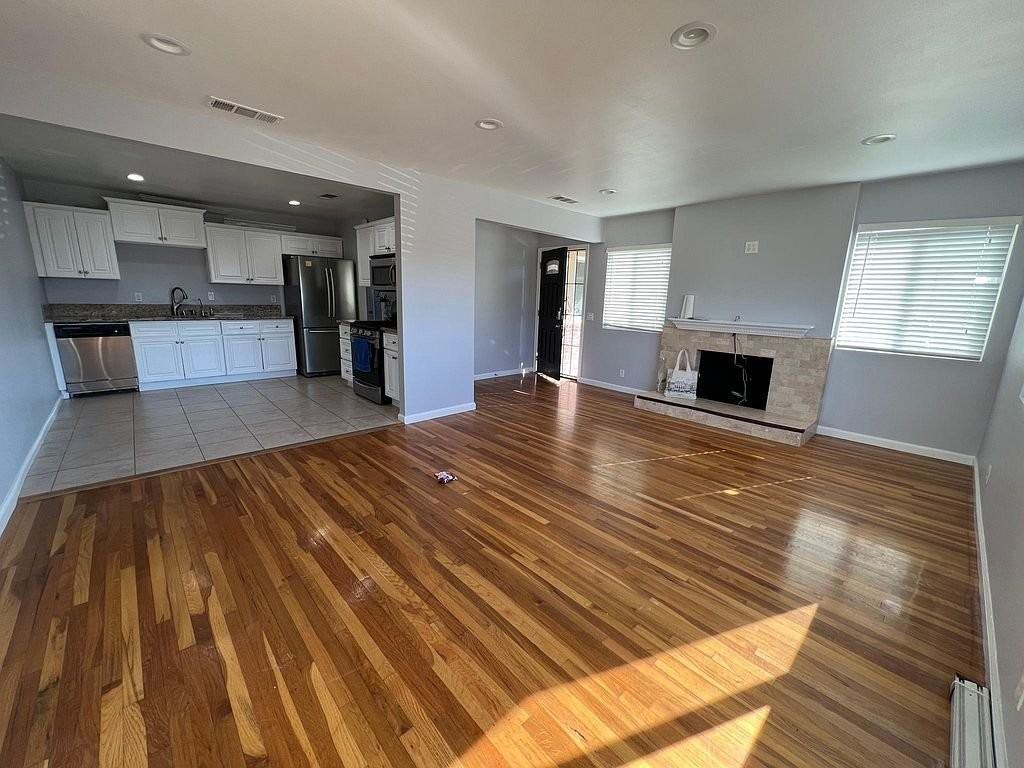 11761 Dino Pl - Photo 3 of 9