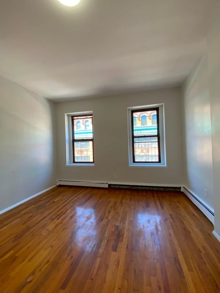20 N Broadway #3D - Photo 2 of 9