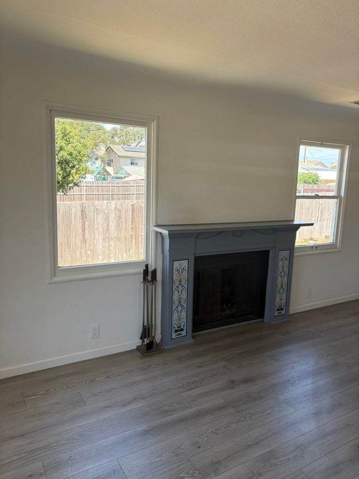 1531 Newport Ave - Photo 7 of 7
