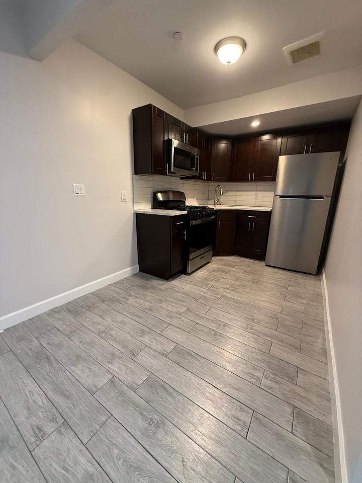 52C Yonkers Ave #2 - Photo 3 of 7