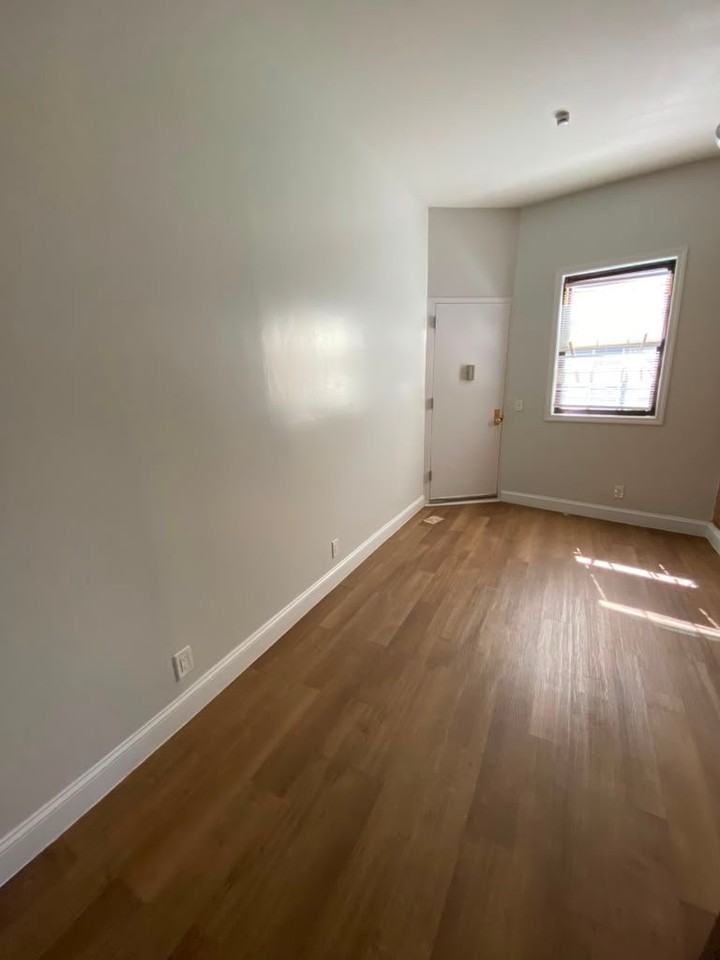 69 N Broadway #69B - Photo 2 of 9
