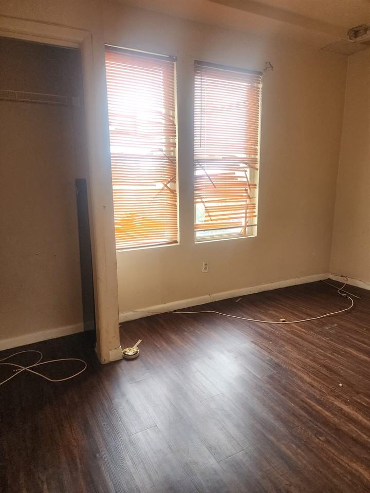 149 W 5th St #1 - Photo 5 of 5
