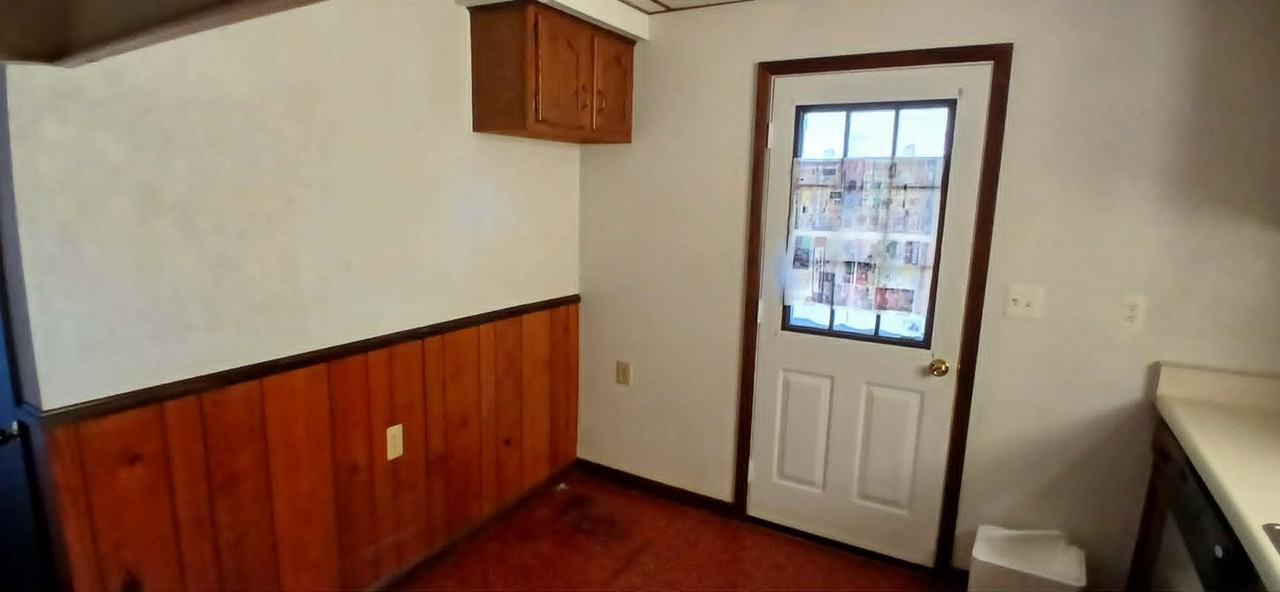 648–650 Linden Ave - Photo 2 of 20