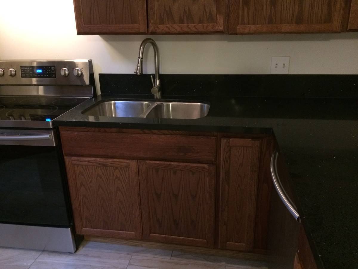 119 E Mifflin St #4 - Photo 4 of 22