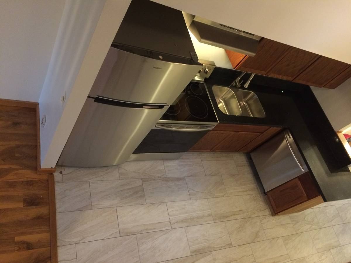 119 E Mifflin St #4 - Photo 7 of 22