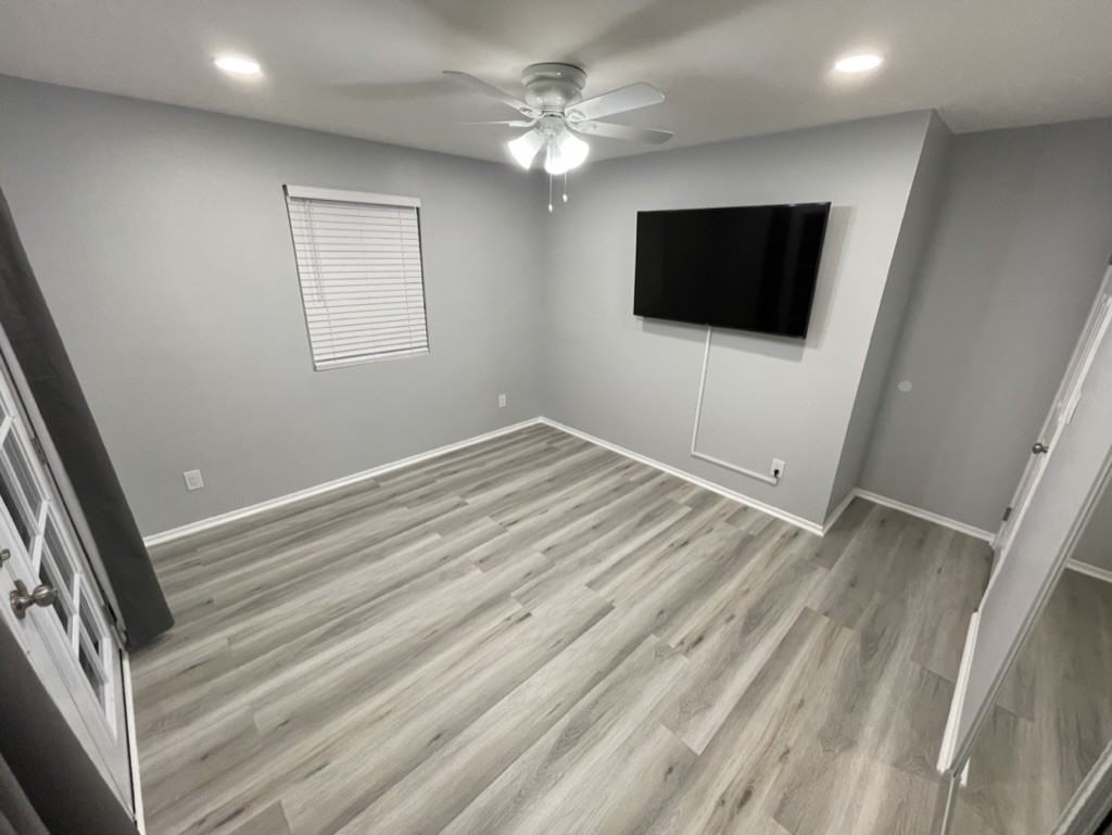 469 W 2nd St #5 - Photo 4 of 10