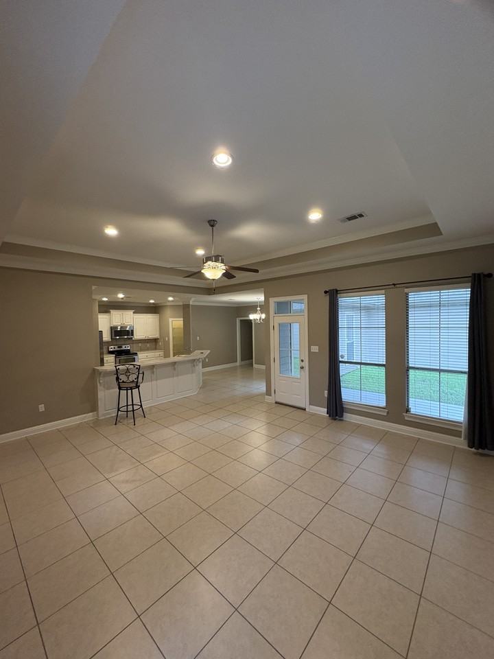 717 Summer Breeze Dr #NA - Photo 3 of 21