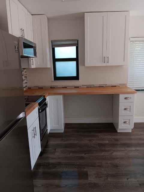 412 Ne 22nd Ave #4 - Photo 5 of 15
