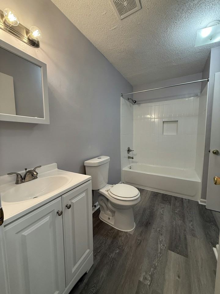 3501 Hicky Street - Photo 3 of 9