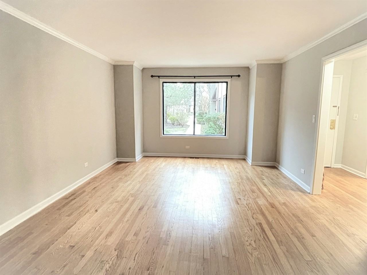 1750 Henley Street, Unit 25 - Photo 2 of 15