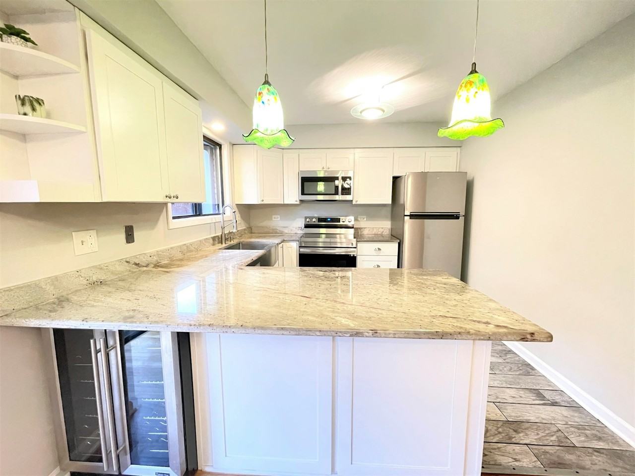 1750 Henley Street, Unit 25 - Photo 4 of 15