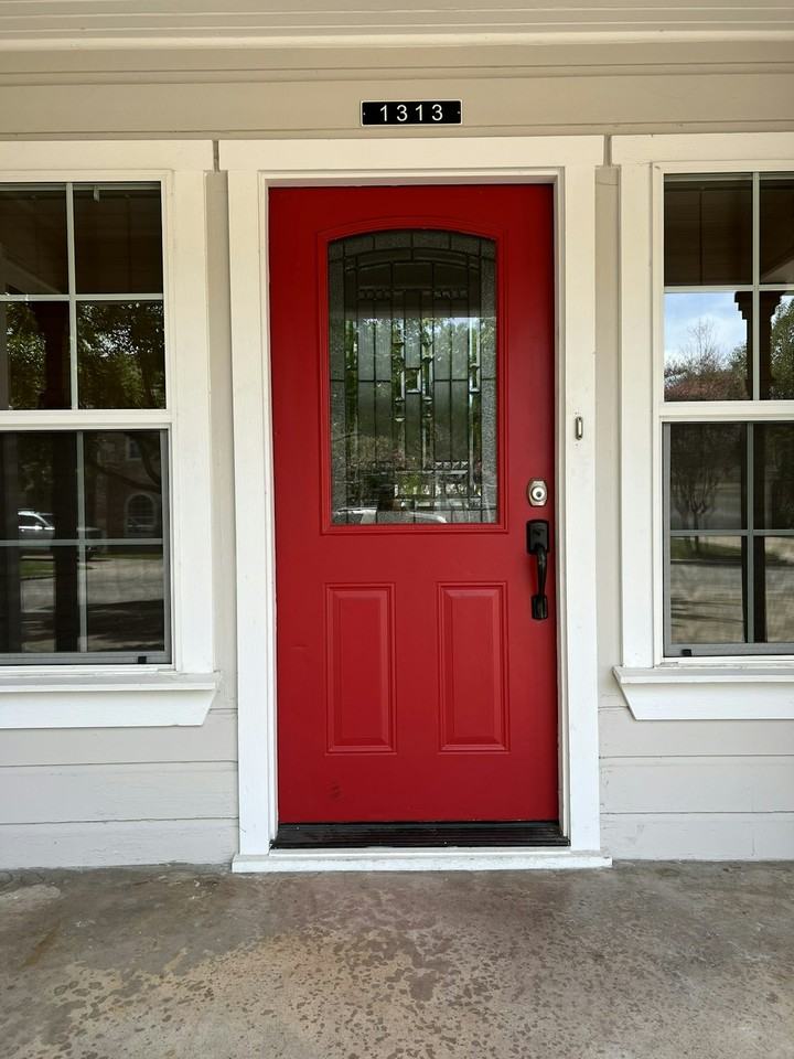 1313 Casa Vale Drive - Photo 3 of 27