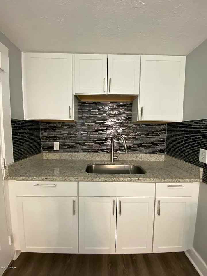 3107 Nolan Street - Photo 3 of 14