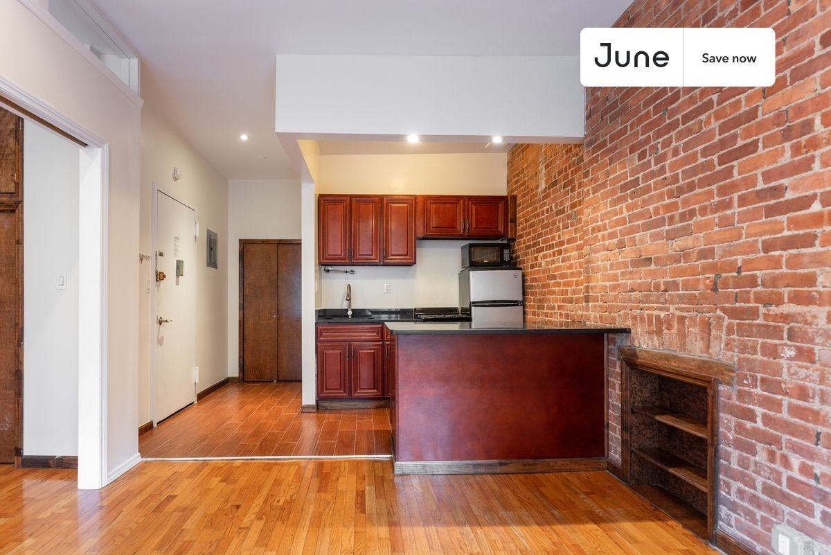 349 W 46th St #2S - Photo 5 of 13