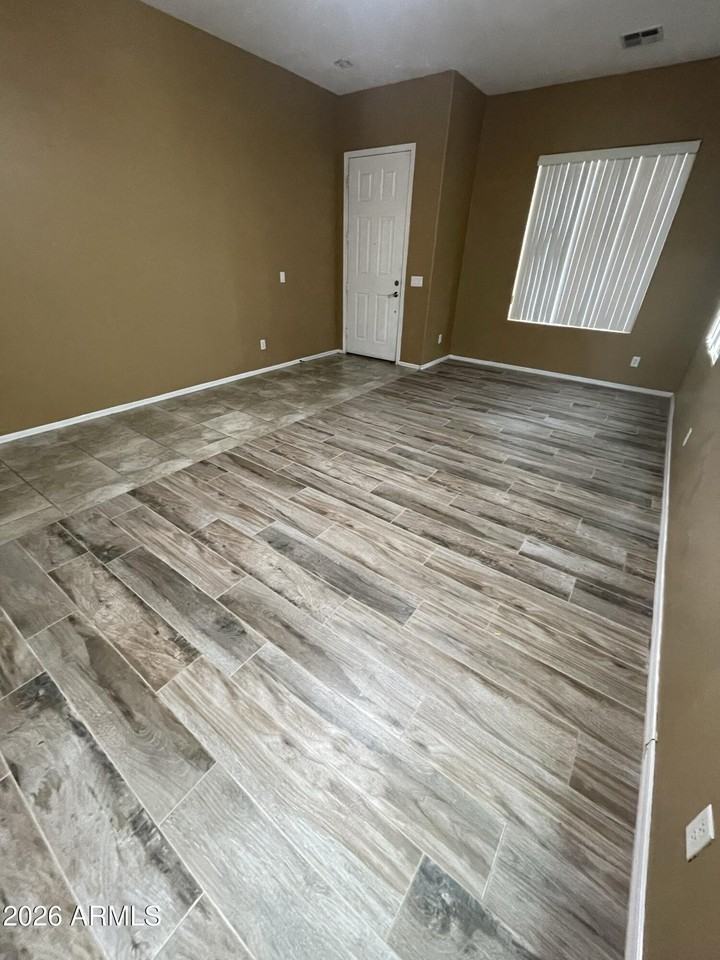 3898 S Stallion Dr - Photo 5 of 33