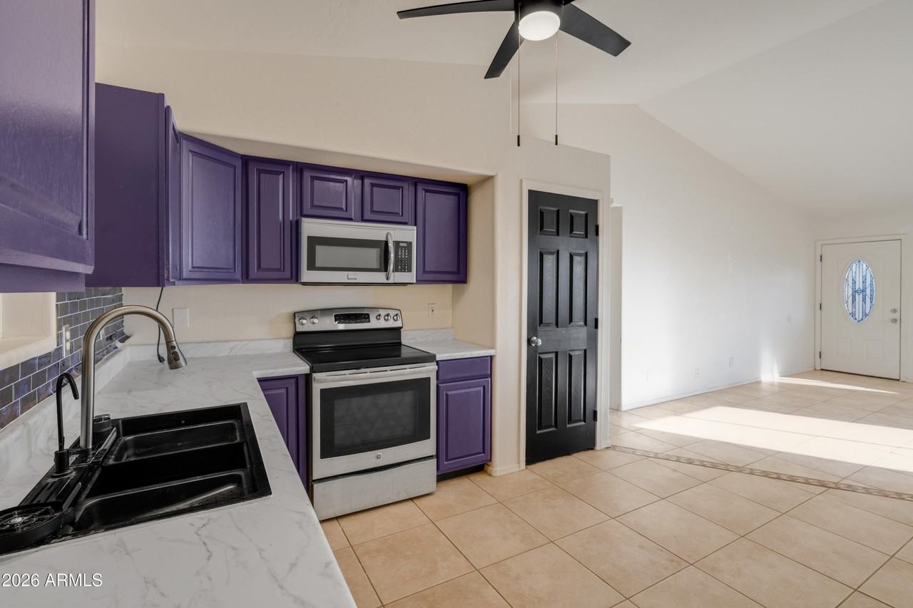 33665 S Incline Dr - Photo 4 of 42