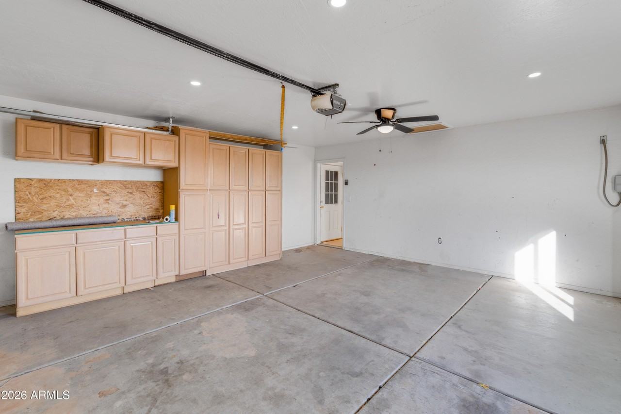 33665 S Incline Dr - Photo 7 of 42