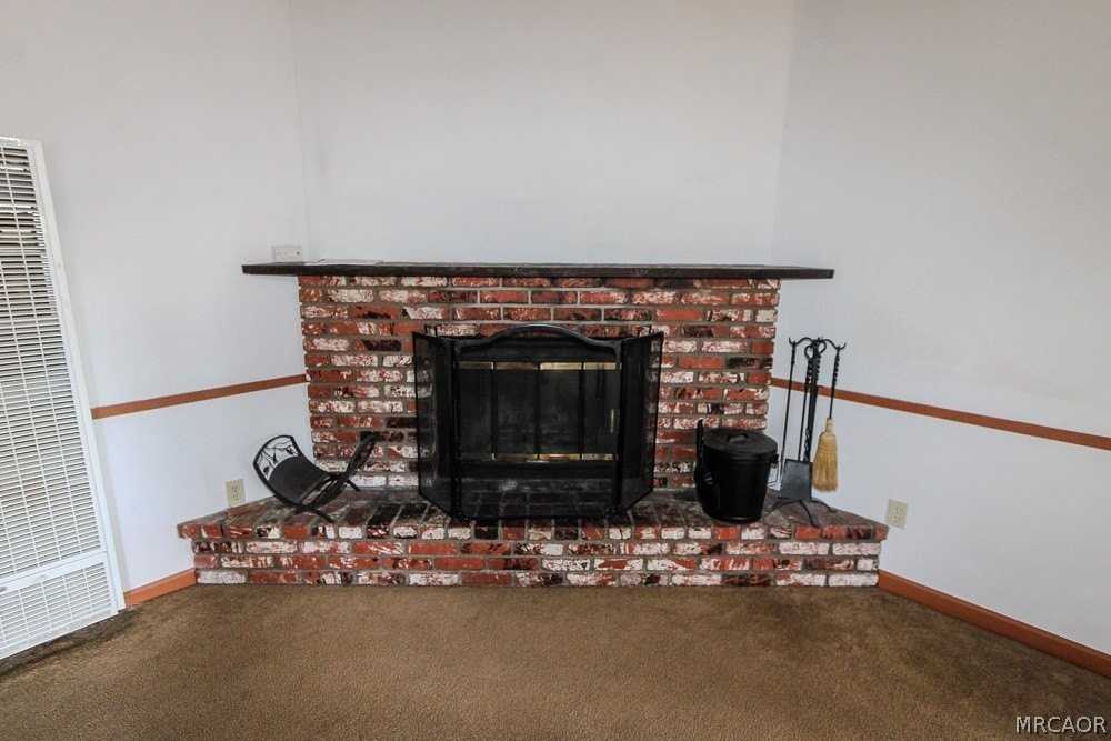 2084 8th Ln - Photo 6 of 16