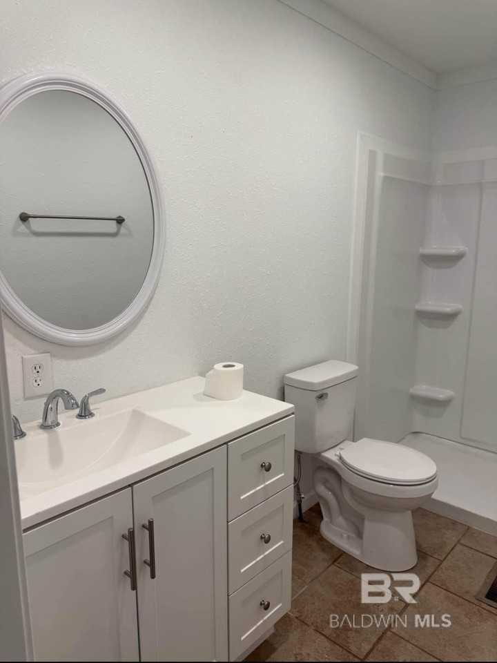 18786 Hillside Cir S - Photo 6 of 9